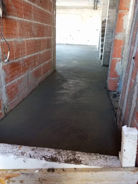 Betonilha fresca, preparação de piso